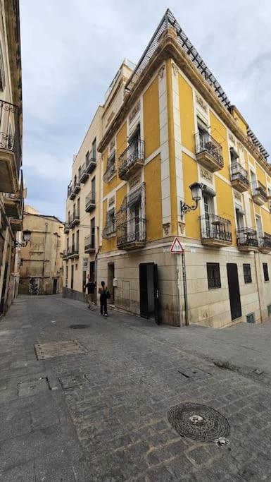 Your Nice Home In Alicante In The Historic Center! Luaran gambar
