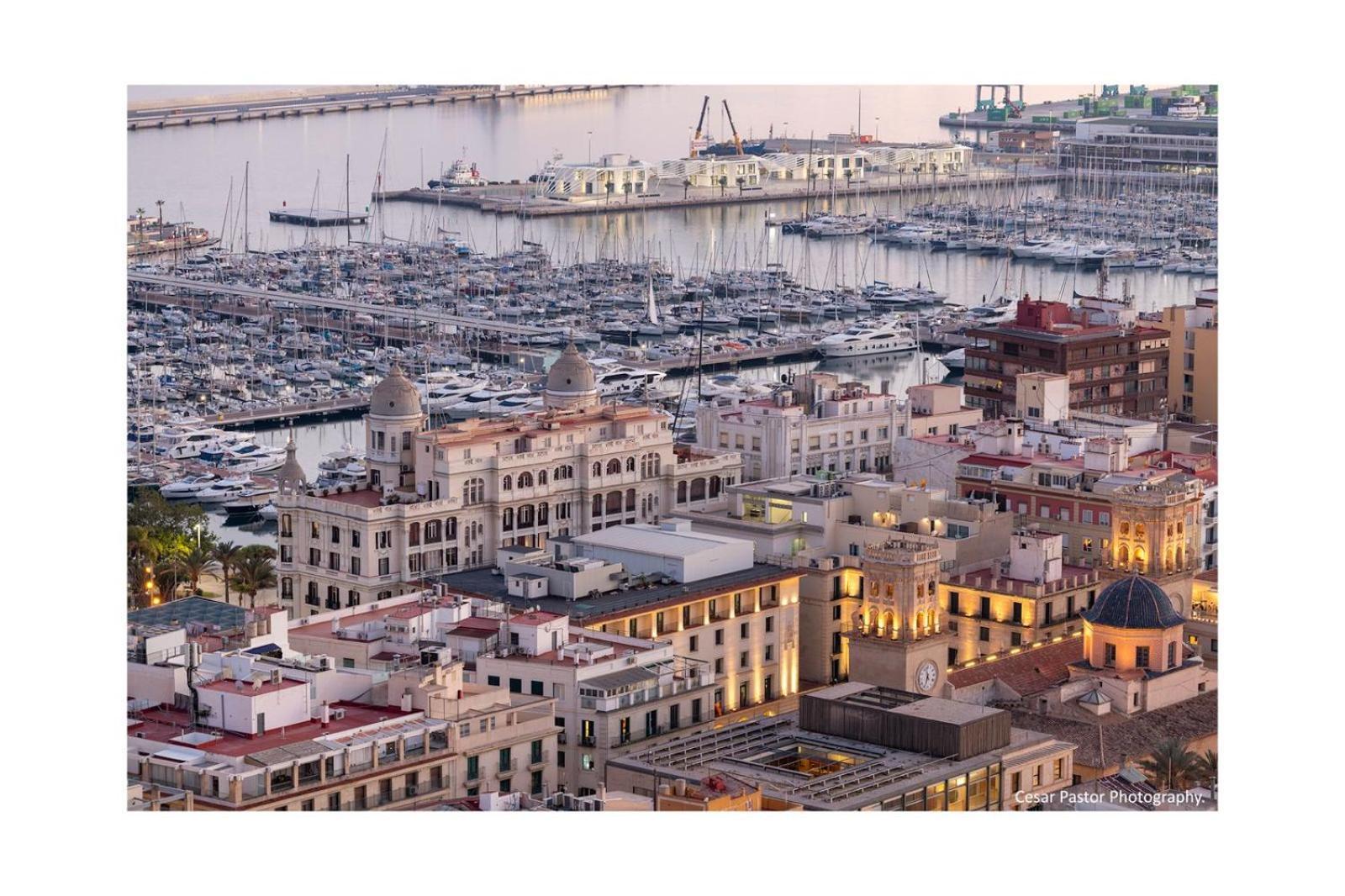 Your Nice Home In Alicante In The Historic Center! Luaran gambar